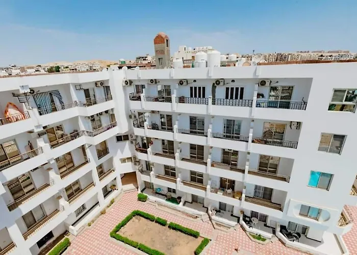 Al Makramia Compound B Apartment